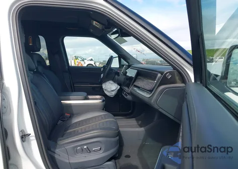 2022 Rivian R1T Launch Edition z USA, uszkodzony, nr VIN 7FCTGAAL7NN000752